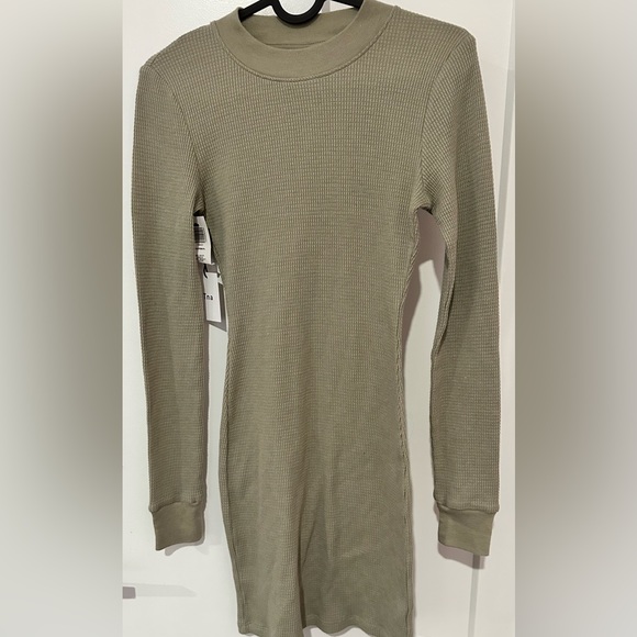 TNA Thermal Dress - Picture 4 of 5